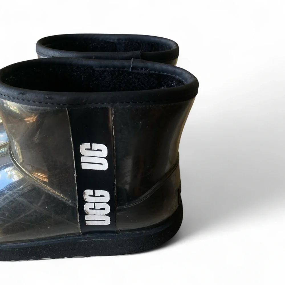 UGG Mini Clear & Sherpa Filled Kids Glossy Black Boots
